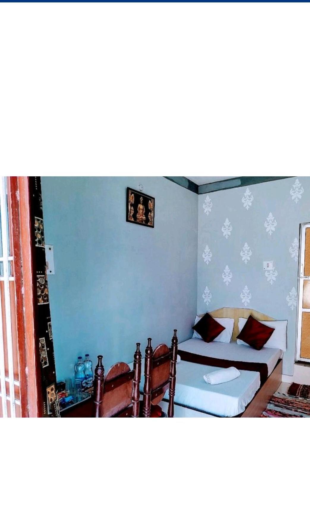 Hostel Mohit In Paying Guest House