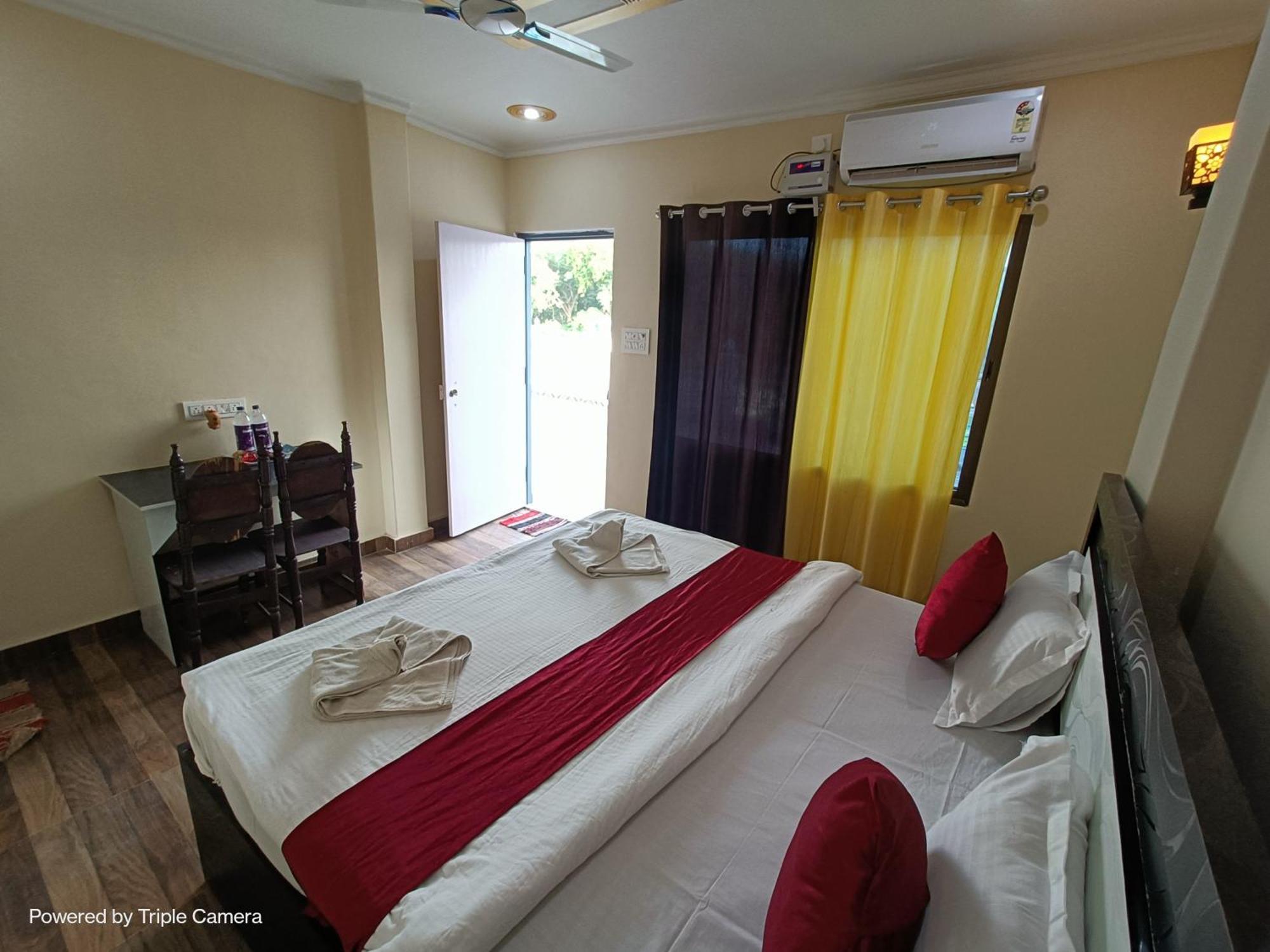 Hostel Mohit In Paying Guest House Varanasi