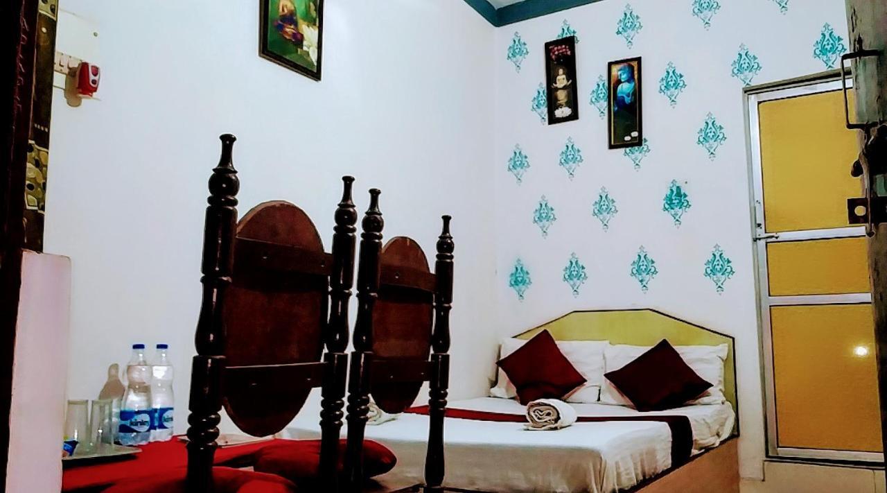 Hostel Mohit In Paying Guest House Varanasi